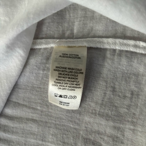 DKNY Jeans Petite Small White Sleeveless Cotton Button Down Blouse - Picture 11 of 13